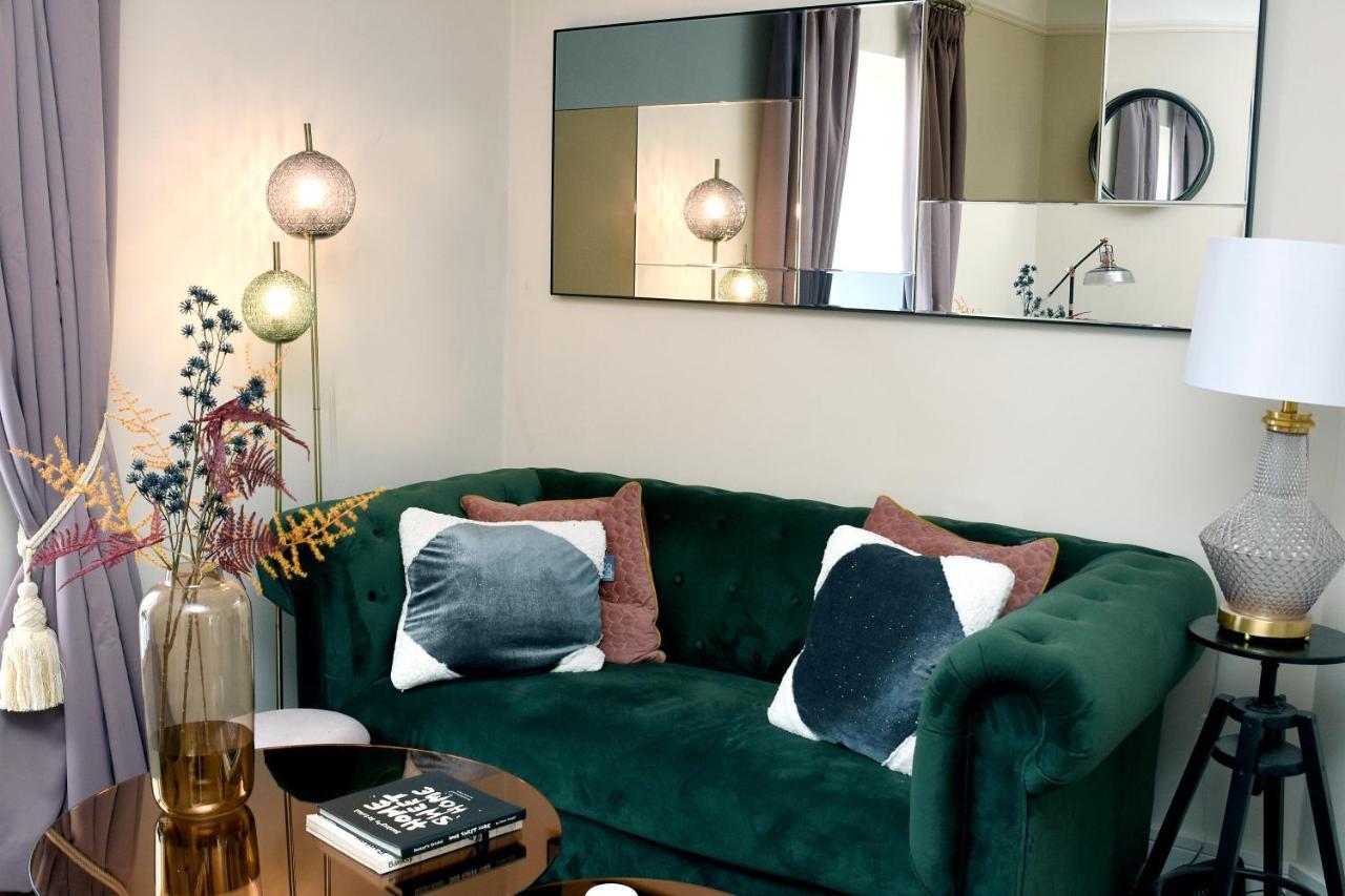 The Pink Door Westport Bed and Breakfast Εξωτερικό φωτογραφία